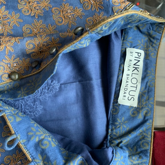 Men’s Kurta set in blue and gold. Pink Lotus by Rina Bhandari - Picture 4 of 7